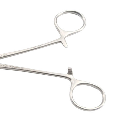 Derf Needle Holder 4 3/4"
