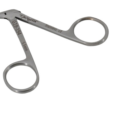 Bellucci Micro Ear Scissors 3 1/4" Shaft 5.5mm Blades - Curved Right
