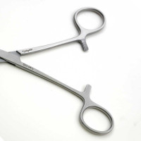 Kelly Hemostatic Forceps 5 1/2" Curved Left Hand