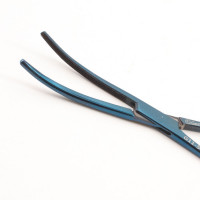 Rochester Carmalt Forceps Curved 6 1/4" Blue Coated