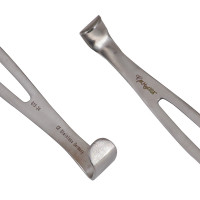 U.S. Army Retractor  .625 Wide-Set of 2  8.5"