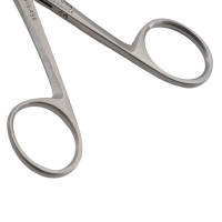 Hartman Alligator Ear Forceps 5 1/2" Serrated
