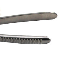 Verbrugge Forceps 7 1/2" Self Centering (19cm)