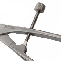 Verbrugge Forceps 7 1/2" Self Centering (19cm)