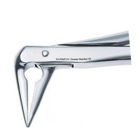 Atraumatic Forceps, Lower Anterior No. 4