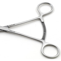 Lip Retractor